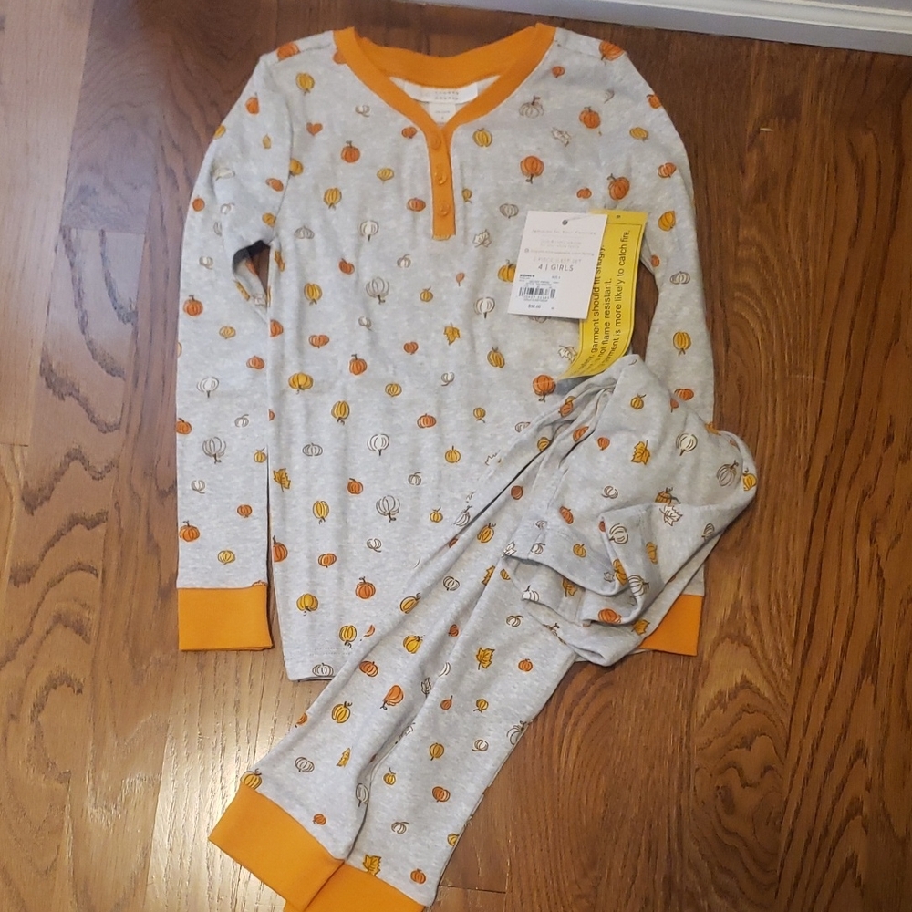 Brand New LC Lauren Conrad Kids Pumpkin Pajama Set - Orange and Gray
